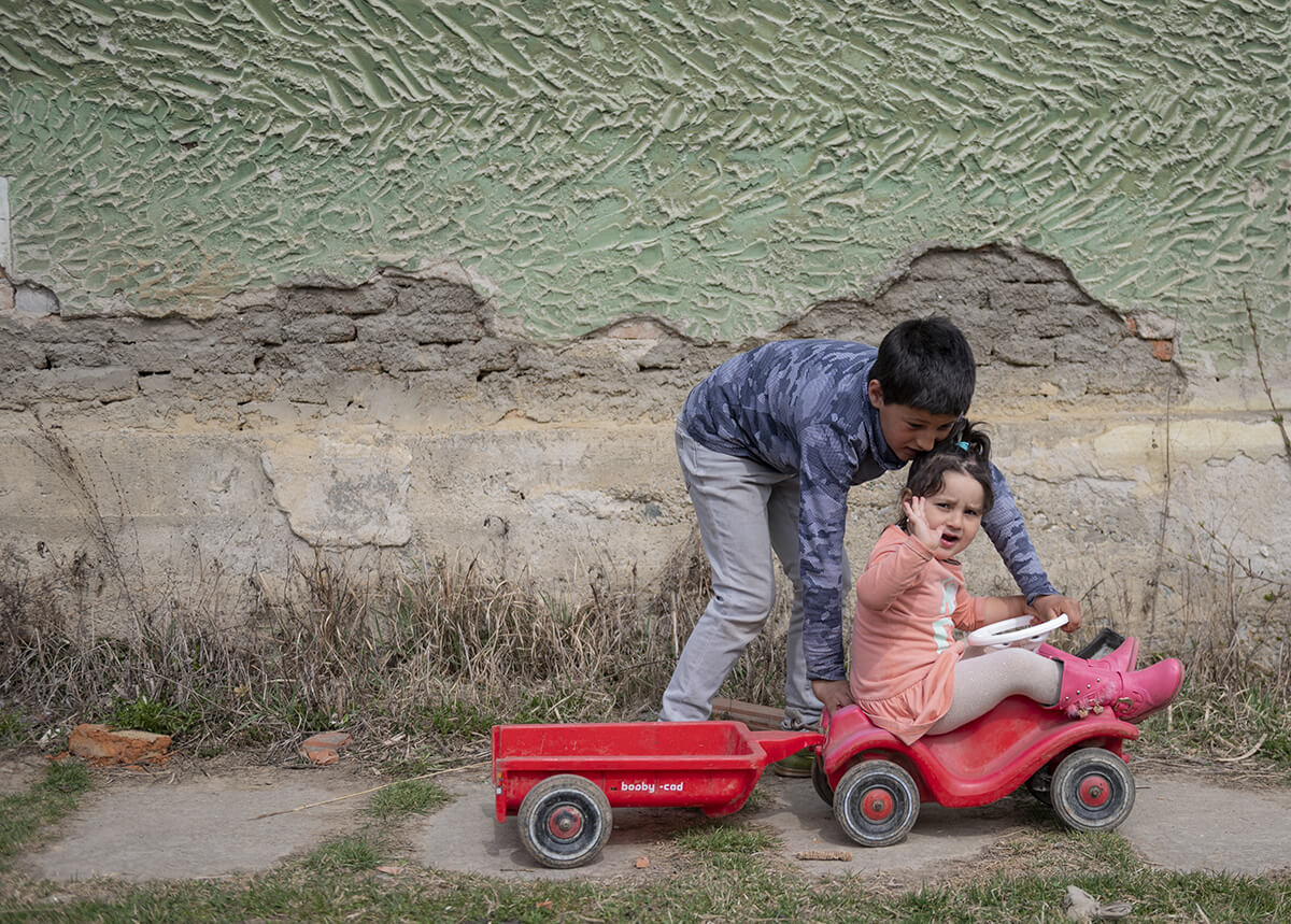 Juntos porque somos hermanos - Aldeas Infantiles SOS, Rumanía.